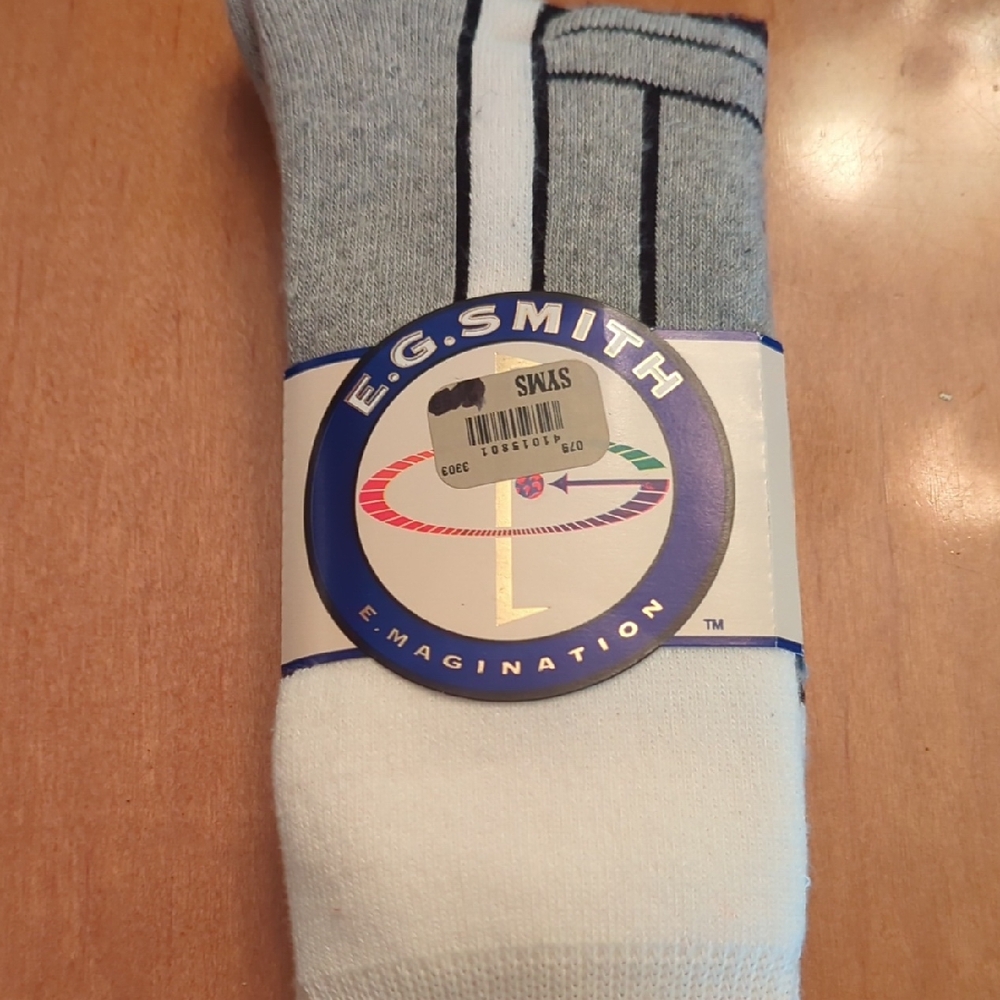 Men's Casual Gray and White Socks
